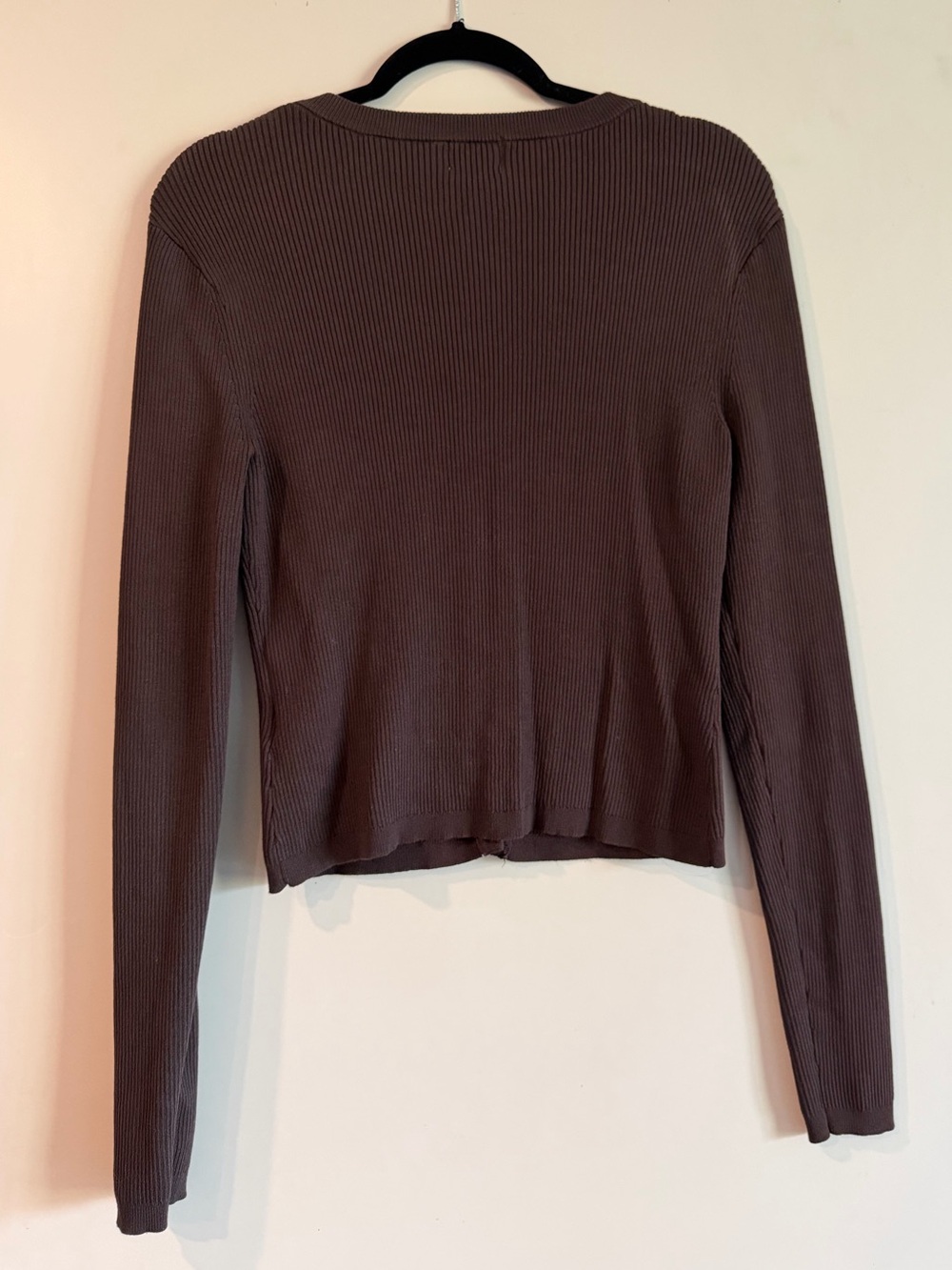 H&M brown long sleeve button up ribbed cardigan top with gold buttons - Size M - Picture 5 of 6